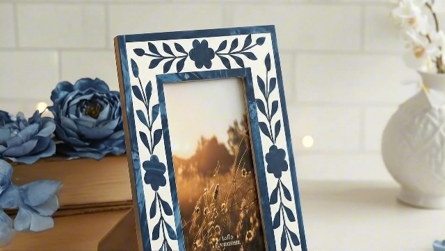 Amazon.com - Floral Inlay Picture Frame with 4x6 Photo Display